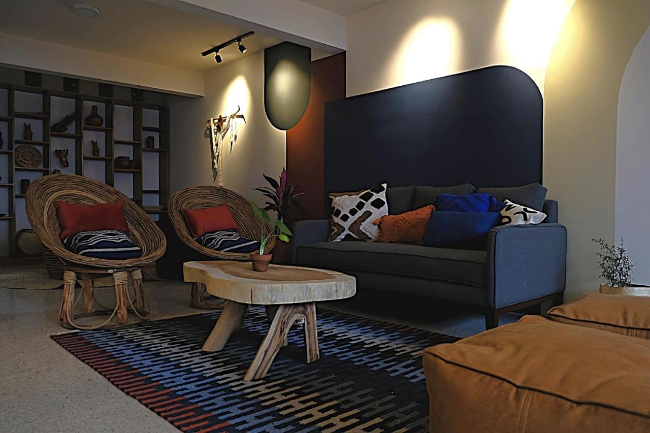 Casa Cronica Homestay *